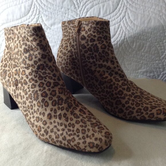 NWOT Ulla Popken Fabric Upper, "11W", Leopard Print and Zip Ankle Booties, Chic - Picture 2 of 7
